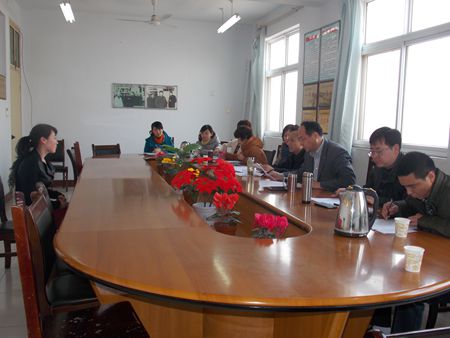 护士招聘会_医院举行2015年助理护士招聘会(5)