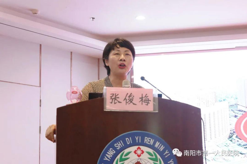 护理部副主任张俊梅.jpg